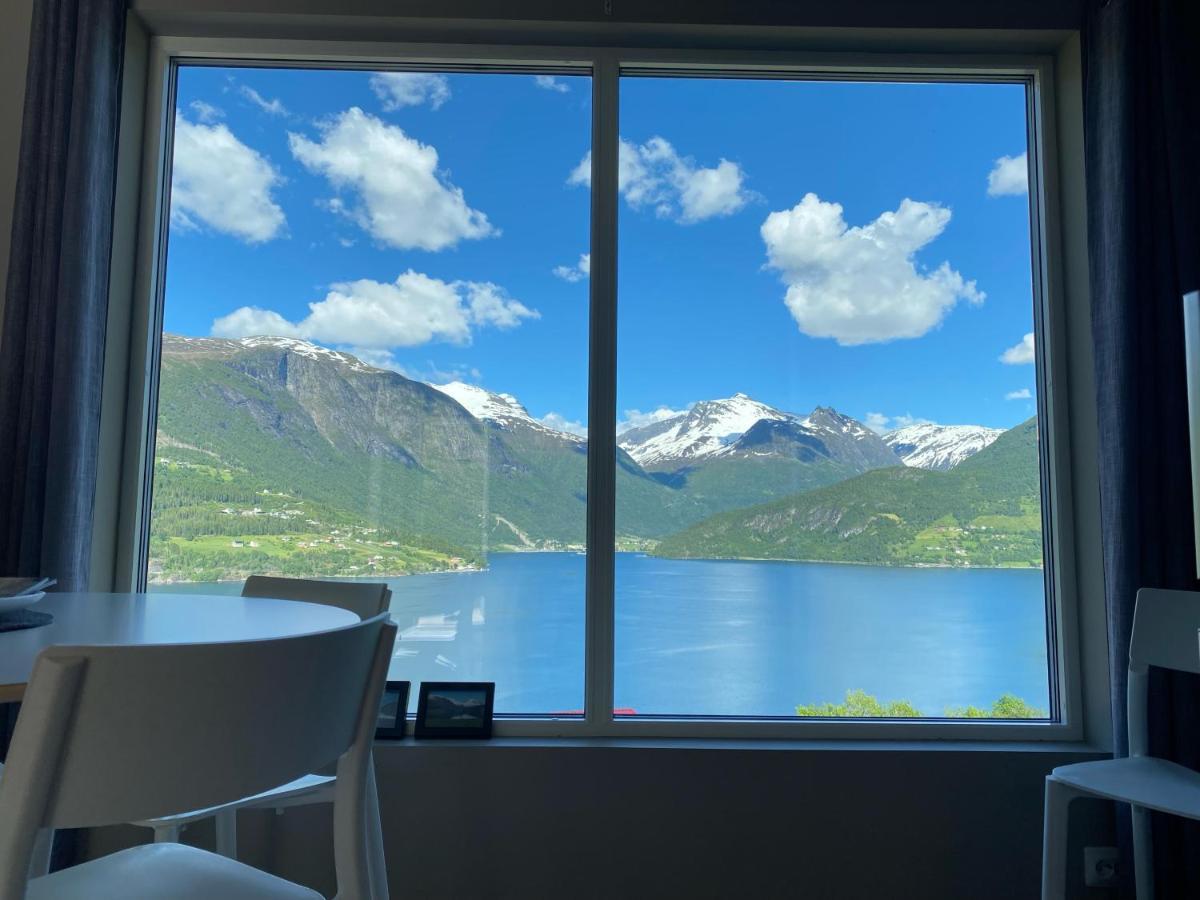 Olden Fjord Apartments Eksteriør bilde