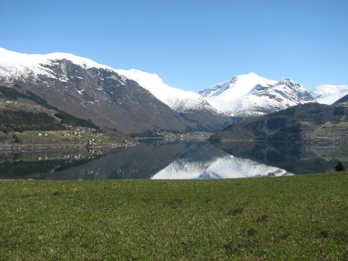 Olden Fjord Apartments Eksteriør bilde