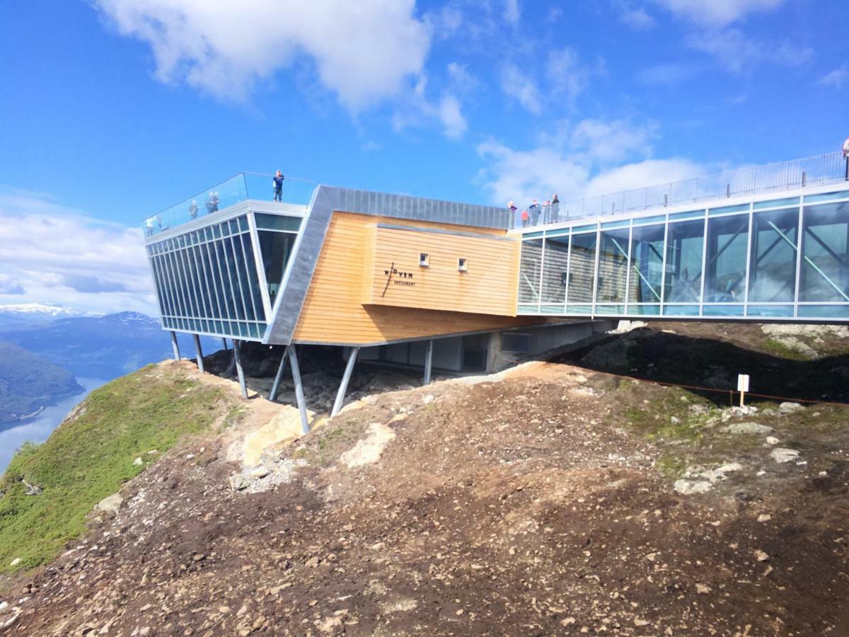 Olden Fjord Apartments Eksteriør bilde
