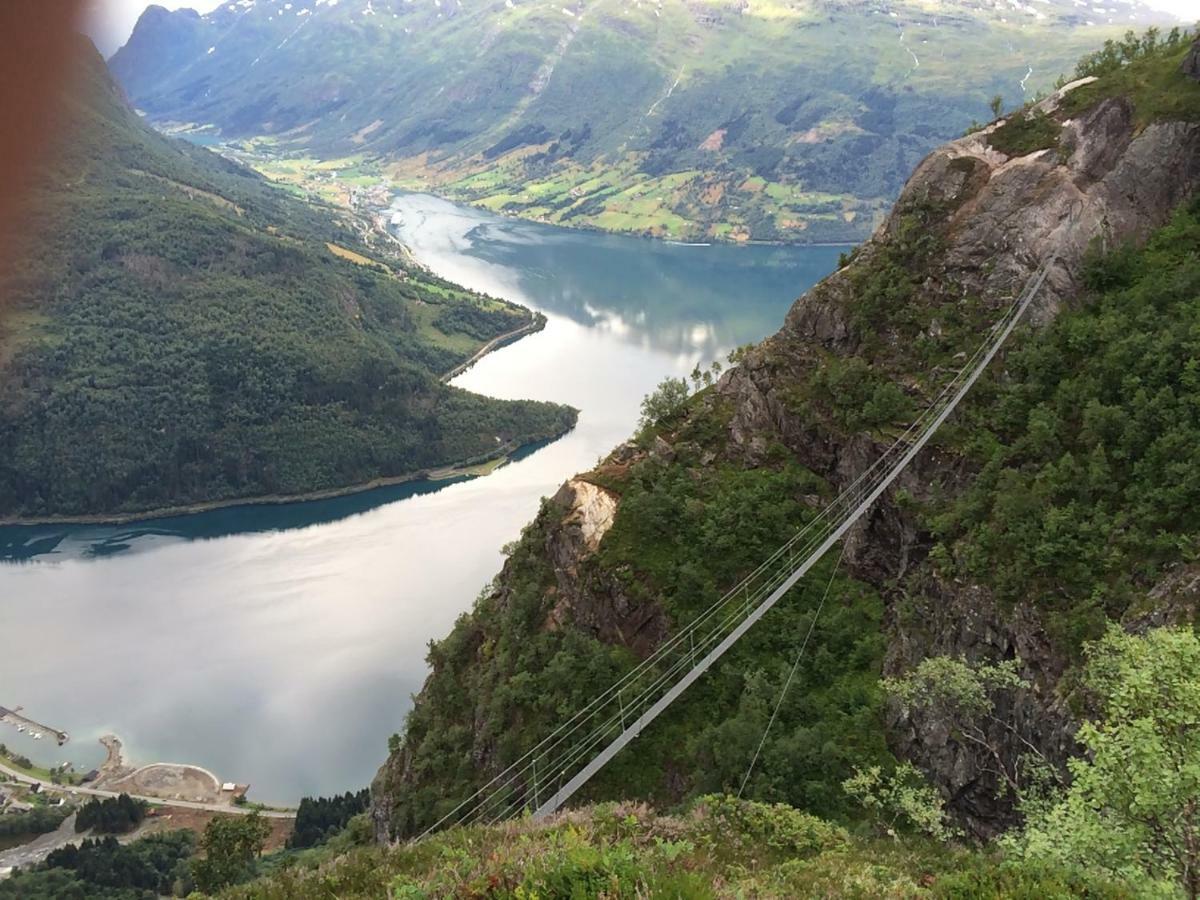 Olden Fjord Apartments Eksteriør bilde