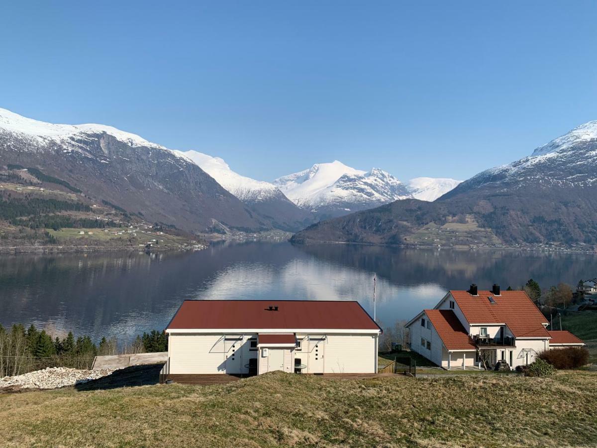 Olden Fjord Apartments Eksteriør bilde