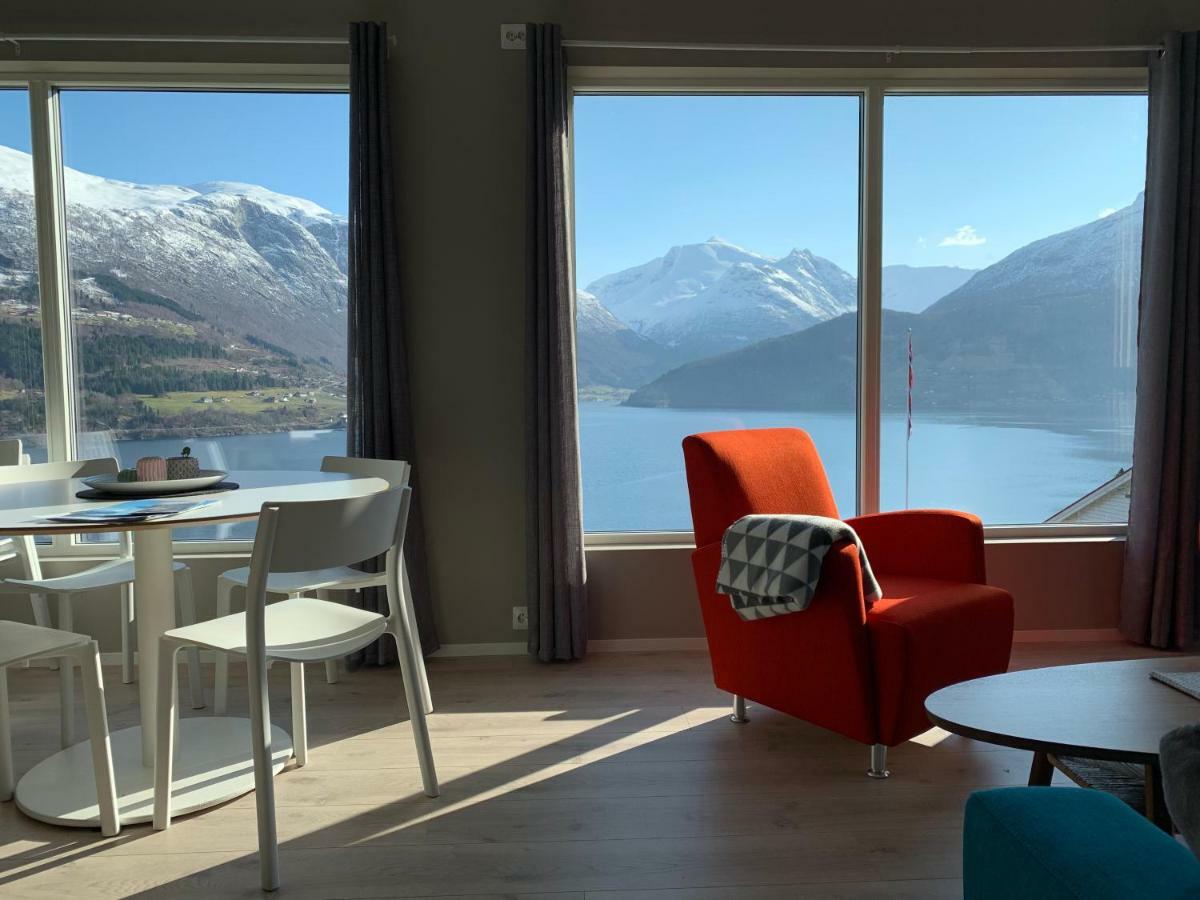Olden Fjord Apartments Eksteriør bilde
